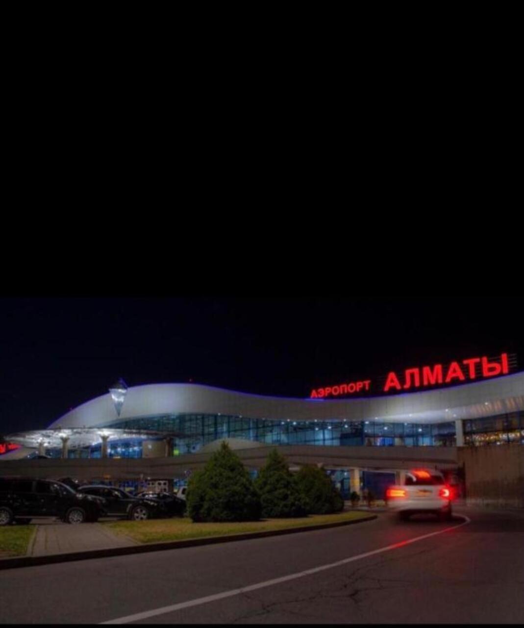 Ахметова 12 Apartment Almaty Bagian luar foto