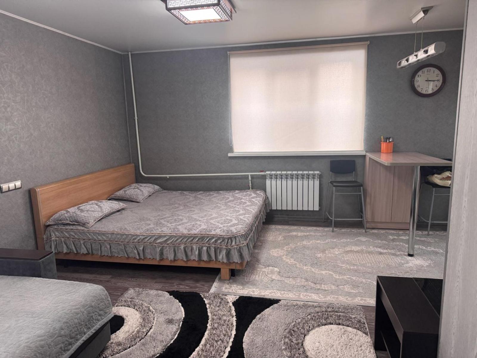 Ахметова 12 Apartment Almaty Bagian luar foto