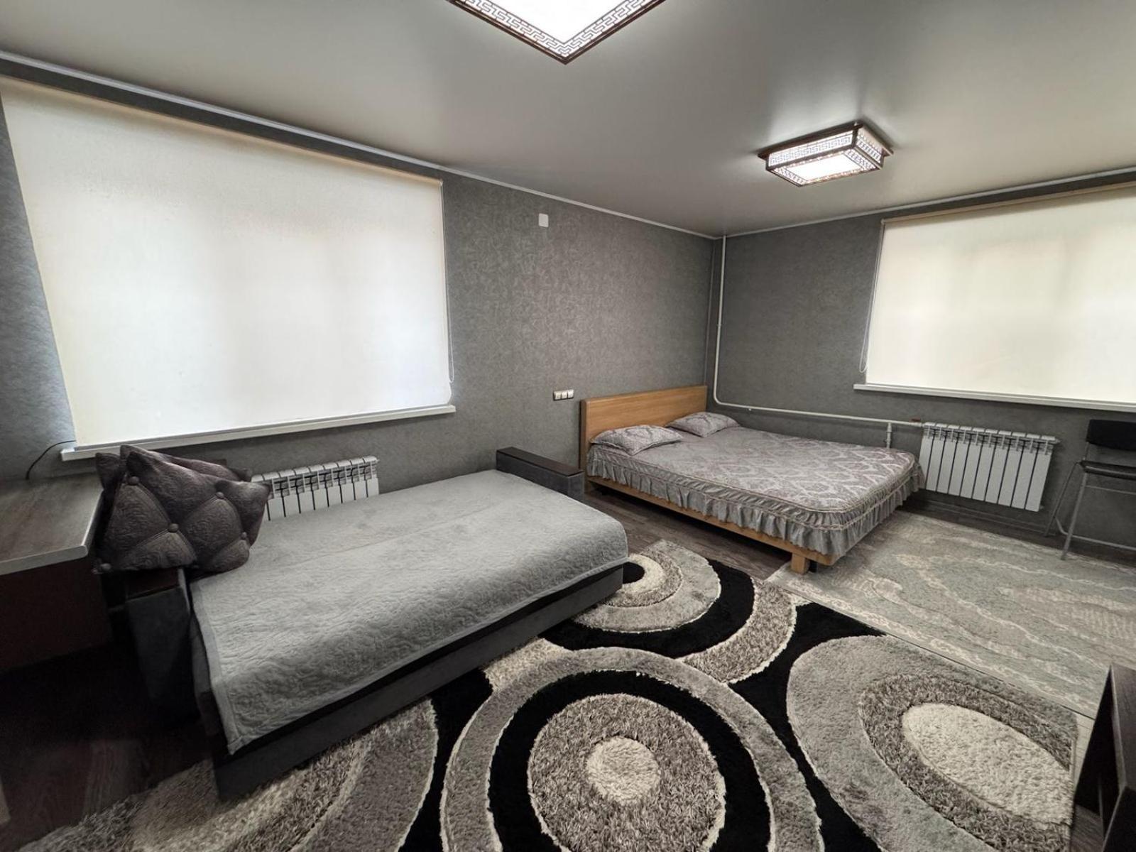 Ахметова 12 Apartment Almaty Bagian luar foto